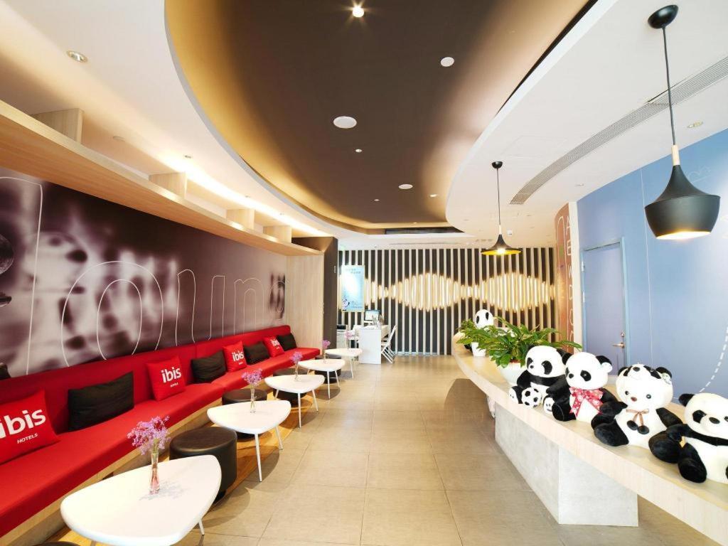 宜必思成都春熙路蜀都大厦酒店 外观 照片