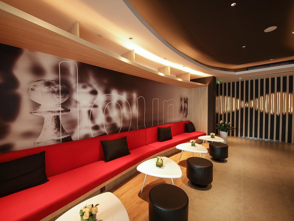 宜必思成都春熙路蜀都大厦酒店 外观 照片